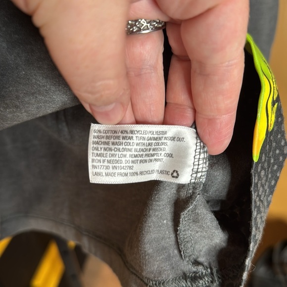 Cat & Jack Basketball Brain Zombie Long Sleeve Shirt Size Medium 8-10 - Picture 5 of 6